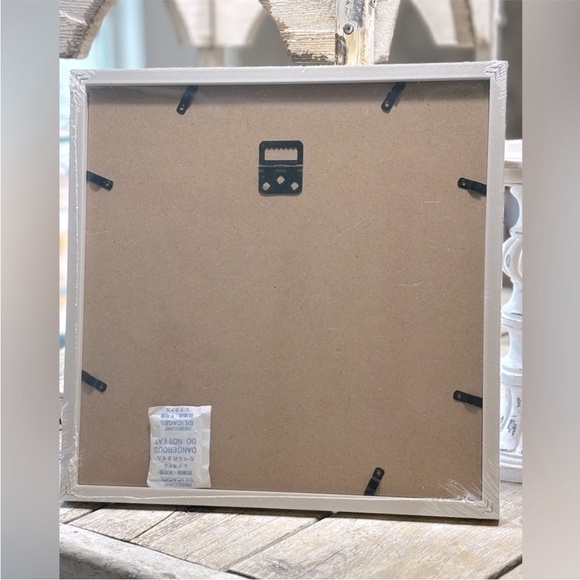 Set of Four Herb Prints with Gold Frames. 11”x11” NWT - Picture 5 of 9